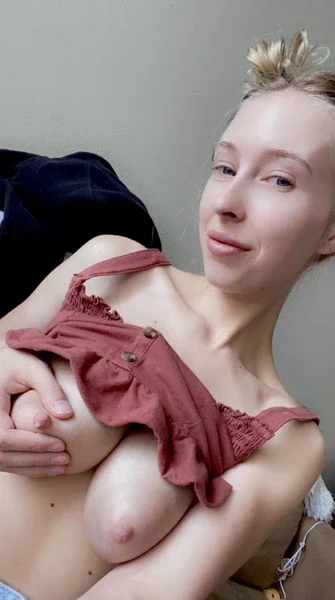 Sexy with my wet pussy